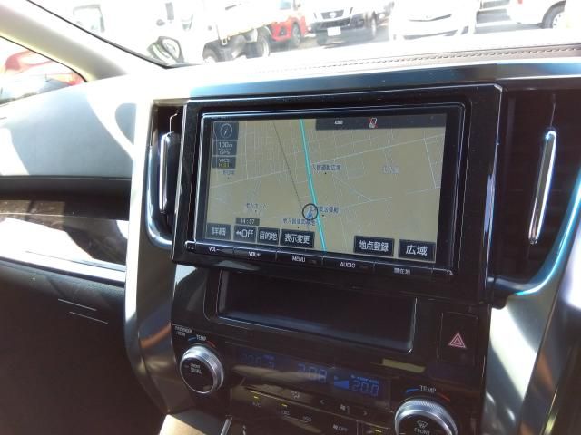 TOYOTA VELLFIRE 2017