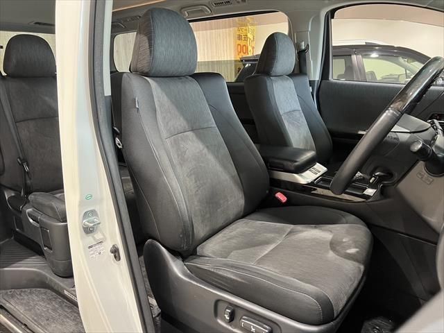 TOYOTA VELLFIRE  HYBRID 4WD 2013