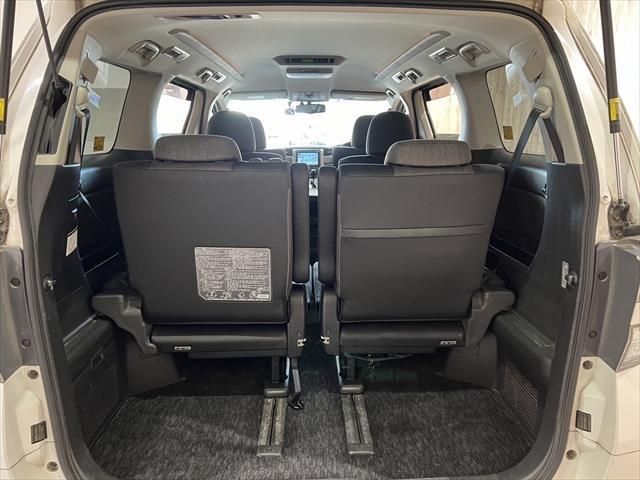 TOYOTA VELLFIRE  HYBRID 4WD 2013