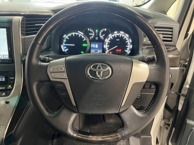 TOYOTA VELLFIRE  HYBRID 4WD 2013