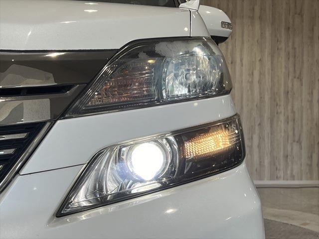 TOYOTA VELLFIRE  HYBRID 4WD 2013