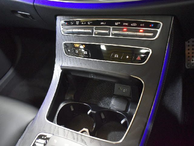 MERCEDES BENZ MERCEDES BENZ E class sedan 2021