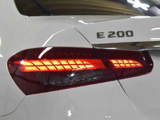 MERCEDES BENZ MERCEDES BENZ E class sedan 2021