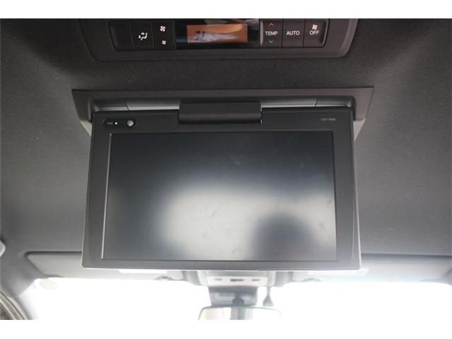 TOYOTA ESQUIRE HYBRID 2017