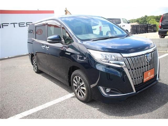 TOYOTA ESQUIRE HYBRID 2017