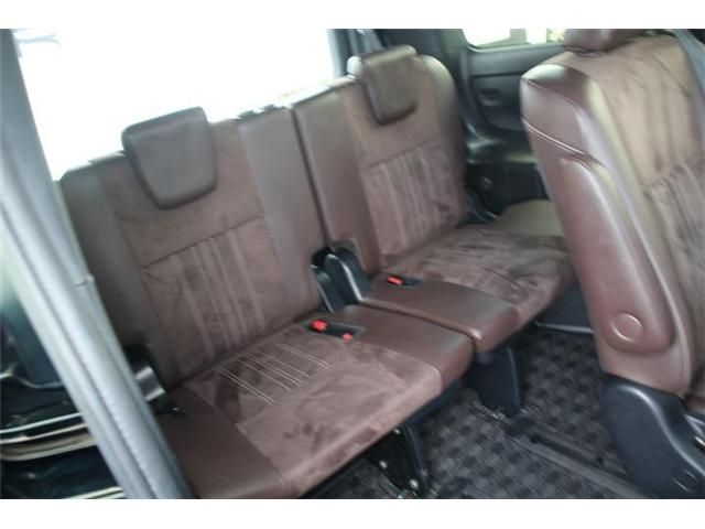 TOYOTA ESQUIRE HYBRID 2017