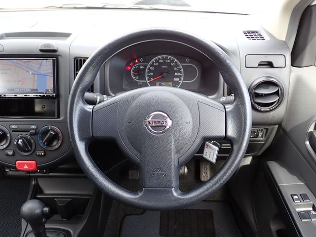 NISSAN NV150 AD 2WD 2020