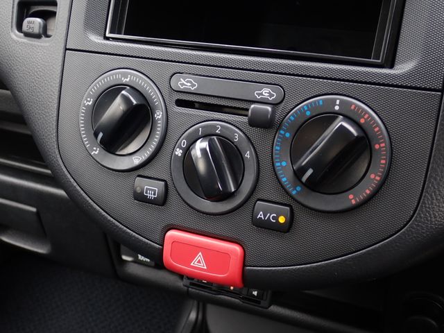 NISSAN NV150 AD 2WD 2020