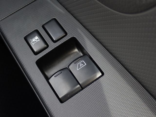 NISSAN NV150 AD 2WD 2020