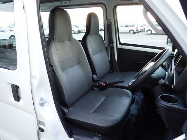 DAIHATSU HIJET CARGO 2019