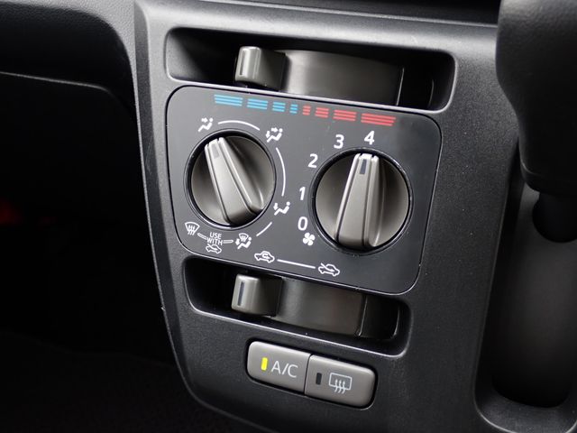 DAIHATSU MIRA e:S 2018