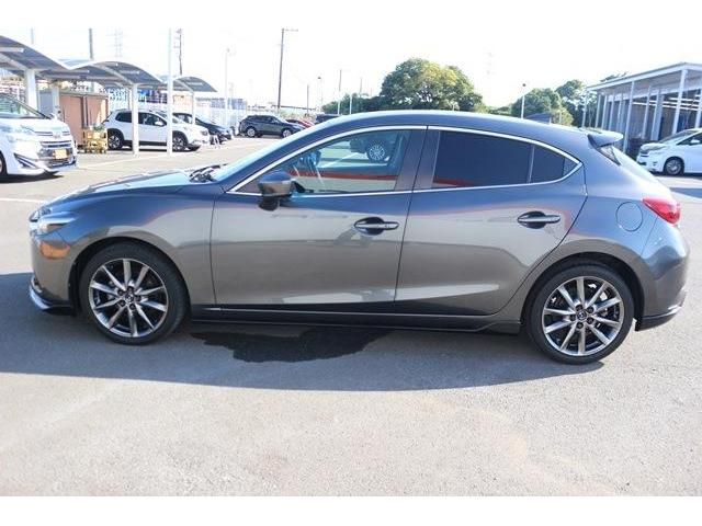 MAZDA AXELA SPORTS 2017