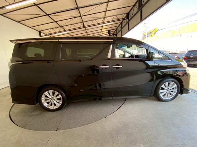 TOYOTA VELLFIRE 2015