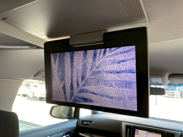 TOYOTA VELLFIRE 2015