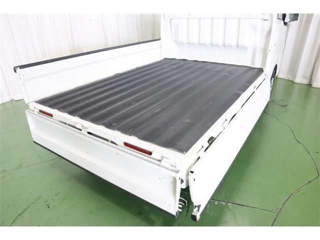 DAIHATSU HIJET truck 4WD 2016