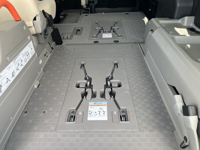 NISSAN CARAVAN van 4WD 2024