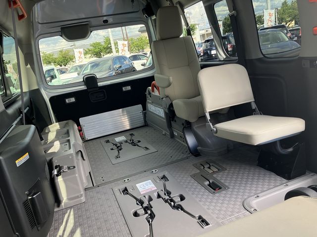 NISSAN CARAVAN van 4WD 2024