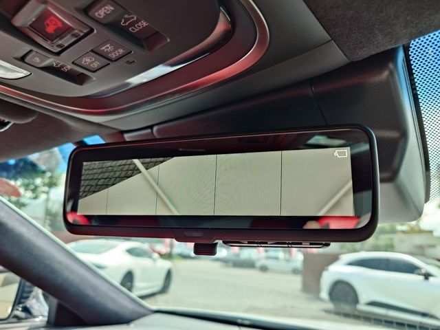 TOYOTA LEXUS LS500h 4WD 2018