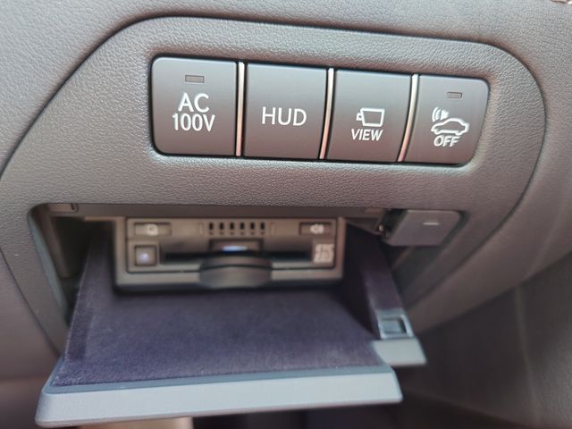 TOYOTA LEXUS LS500h 4WD 2018