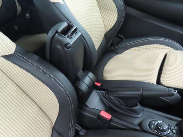 BMW MINI COOPER S open 2022