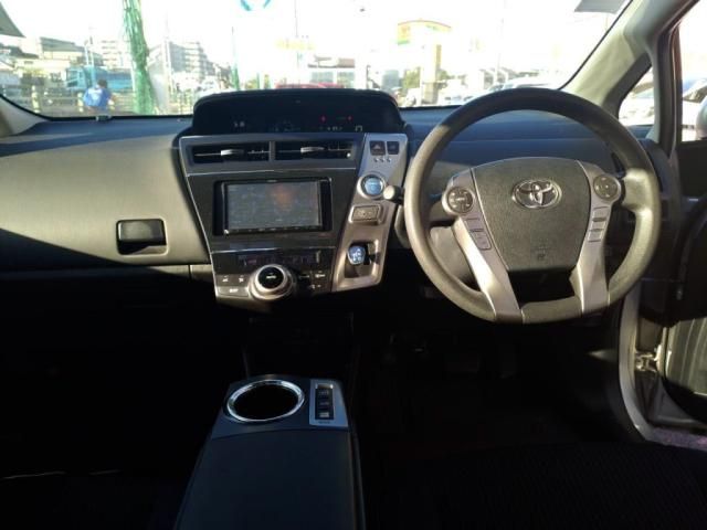 TOYOTA PRIUS Alpha 2019