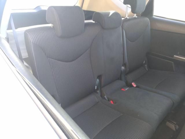 TOYOTA PRIUS Alpha 2019