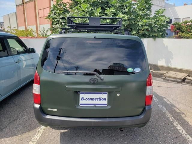 TOYOTA SUCCEED van 4WD 2014