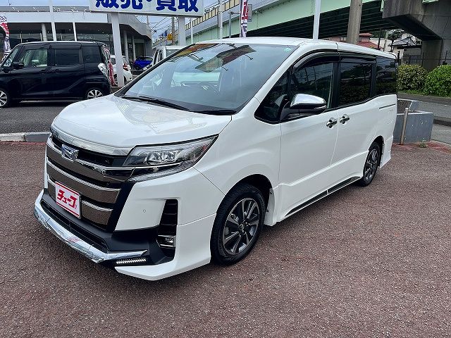 TOYOTA NOAH HYBRID 2020