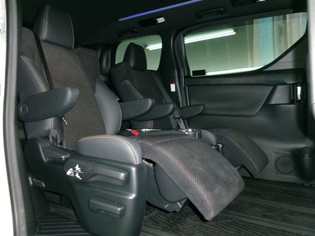 TOYOTA ALPHARD 4WD 2021