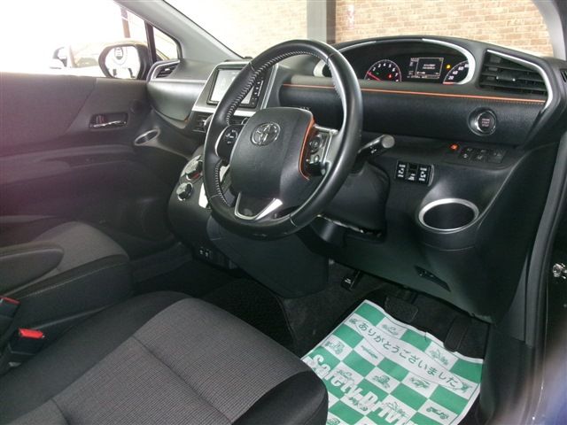 TOYOTA SIENTA 4WD 2019