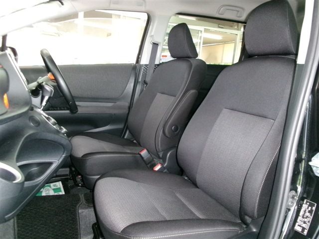 TOYOTA SIENTA 4WD 2019