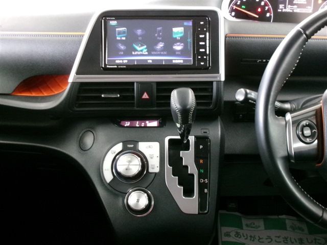 TOYOTA SIENTA 4WD 2019