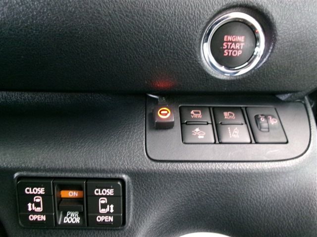 TOYOTA SIENTA 4WD 2019