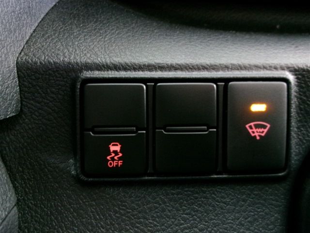 TOYOTA SIENTA 4WD 2019