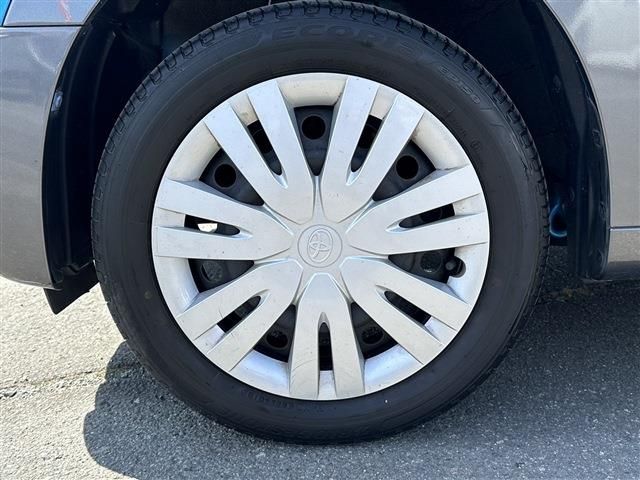 TOYOTA PIXIS JOY 2015