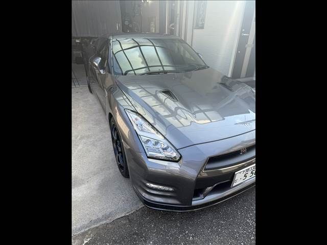 NISSAN GT-R 2012