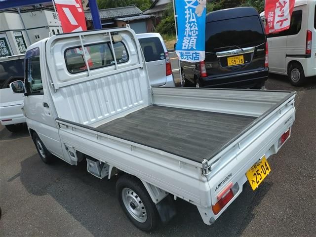 MITSUBISHI MINICAB truck 4WD 2004