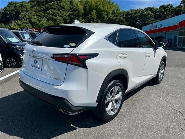 TOYOTA LEXUS NX200t 2016