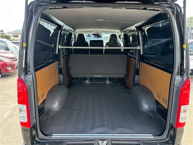 TOYOTA HIACE van 2WD 2022