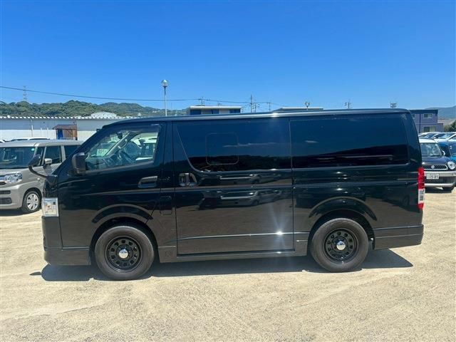 TOYOTA HIACE van 2WD 2022