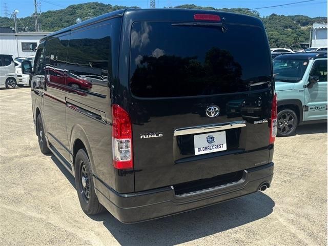 TOYOTA HIACE van 2WD 2022