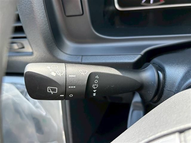 TOYOTA HIACE van 2WD 2022