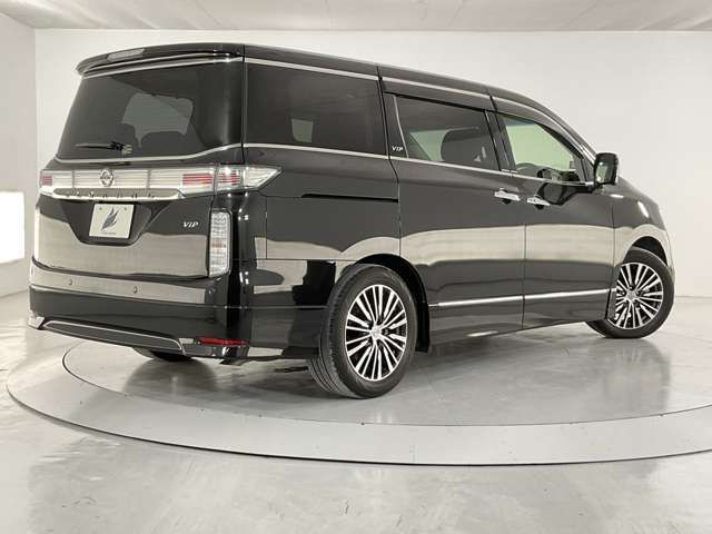 NISSAN ELGRAND 2015