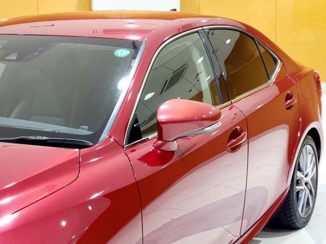 TOYOTA LEXUS IS200t 2017