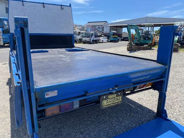 MITSUBISHI CANTER 2000