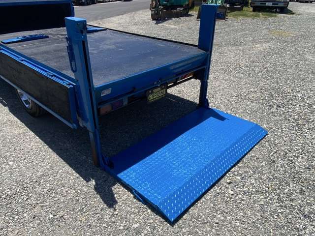 MITSUBISHI CANTER 2000