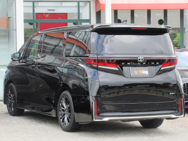 TOYOTA VELLFIRE  HYBRID 2025