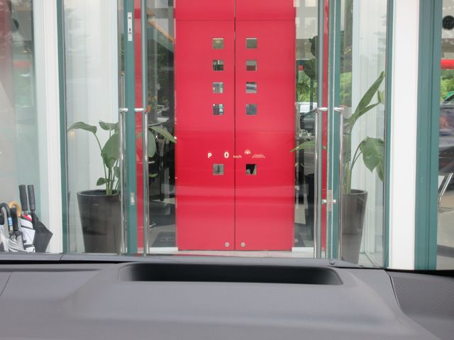 TOYOTA VELLFIRE  HYBRID 2025