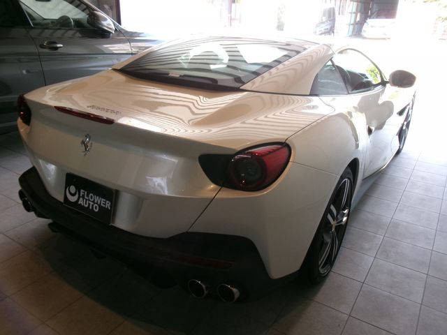 FERRARI FERRARI Portofino 2020