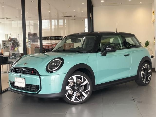 BMW MINI COOPER 2024